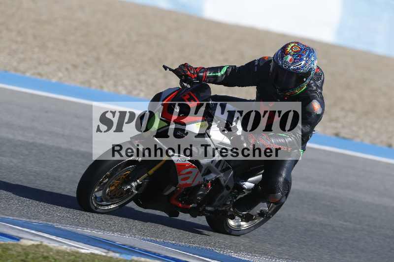 /Archiv-2024/02 29.01.-02.02.2024 Moto Center Thun Jerez/Gruppe gruen-green/63